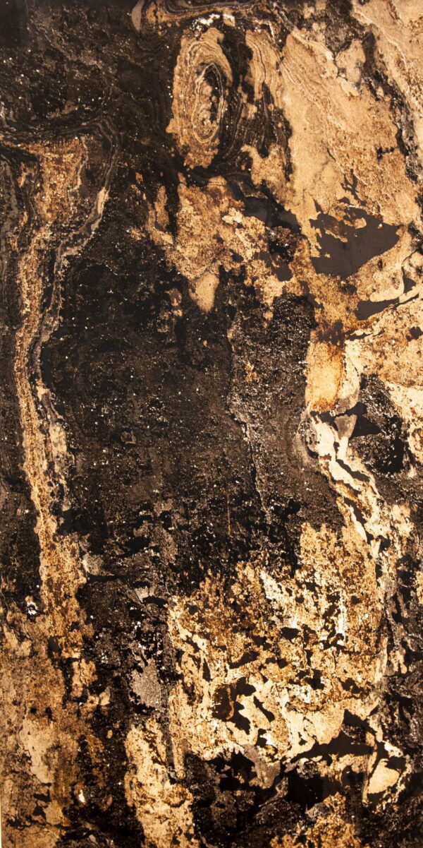 8041 Line Black Stone Veneer 122x61x0.2 cm Transparent