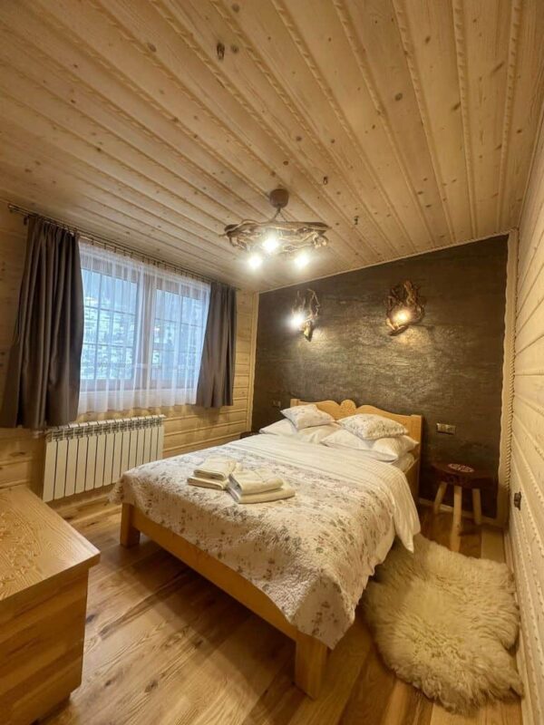 Fornir kamienny Golden 122x305x0,2 cm